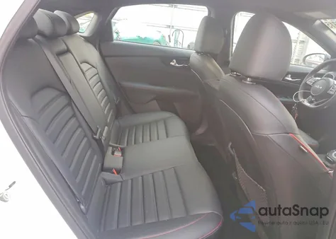 2024 Kia Forte Gt z USA, uszkodzony, nr VIN 3KPF44AC2RE715445